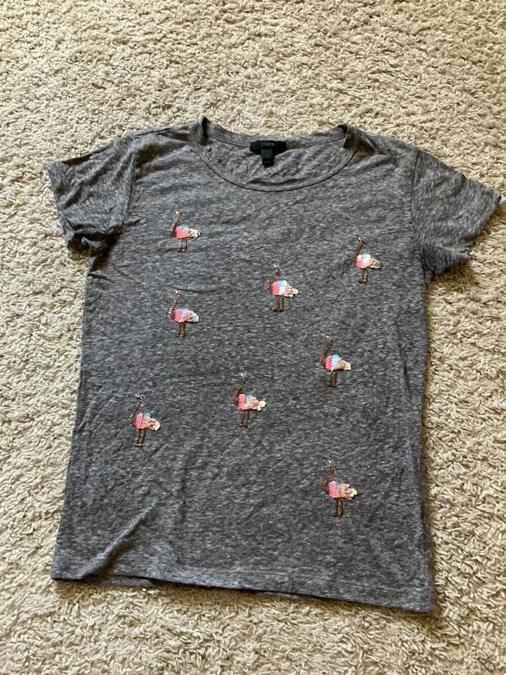 J.CREW sequin flamingo t-shirt. SIZE: S. COLOR: grey pink.
